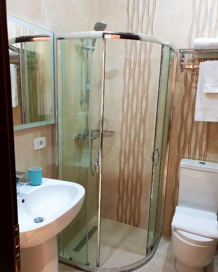 Comfort Hotel Fier Kültér fotó